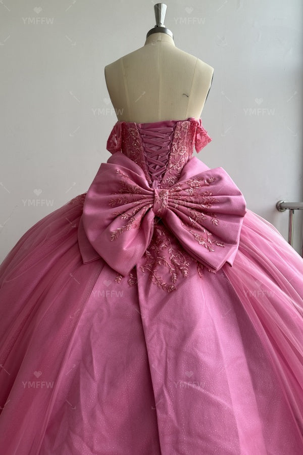 Vestido de Quinceañera Azul Marino con Lentejuelas, Apliques de Cuentas, Brillos y Escote Bardot YQ1055