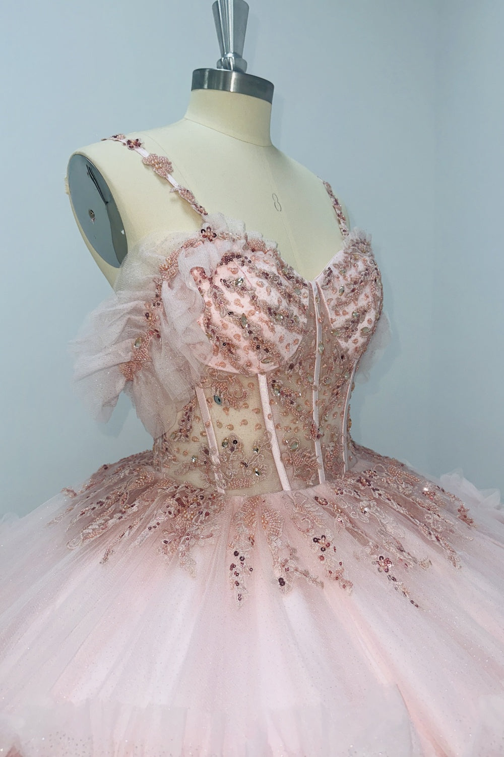 Off Shoulder Spaghetti Straps Sleeveless Beaded Sequins Appliques Ruffles Pink Quinceañera Dress Y1006
