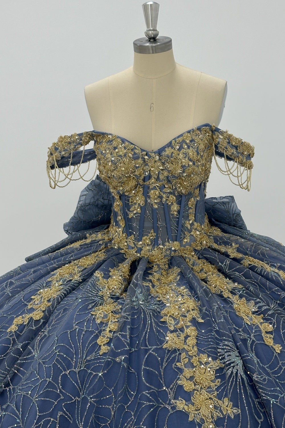 Off Shoulder Sleeveless Beaded Sequins Appliques Detachable Train Ruffles Bow Knot Haze Blue Quinceañera Dress Y1008