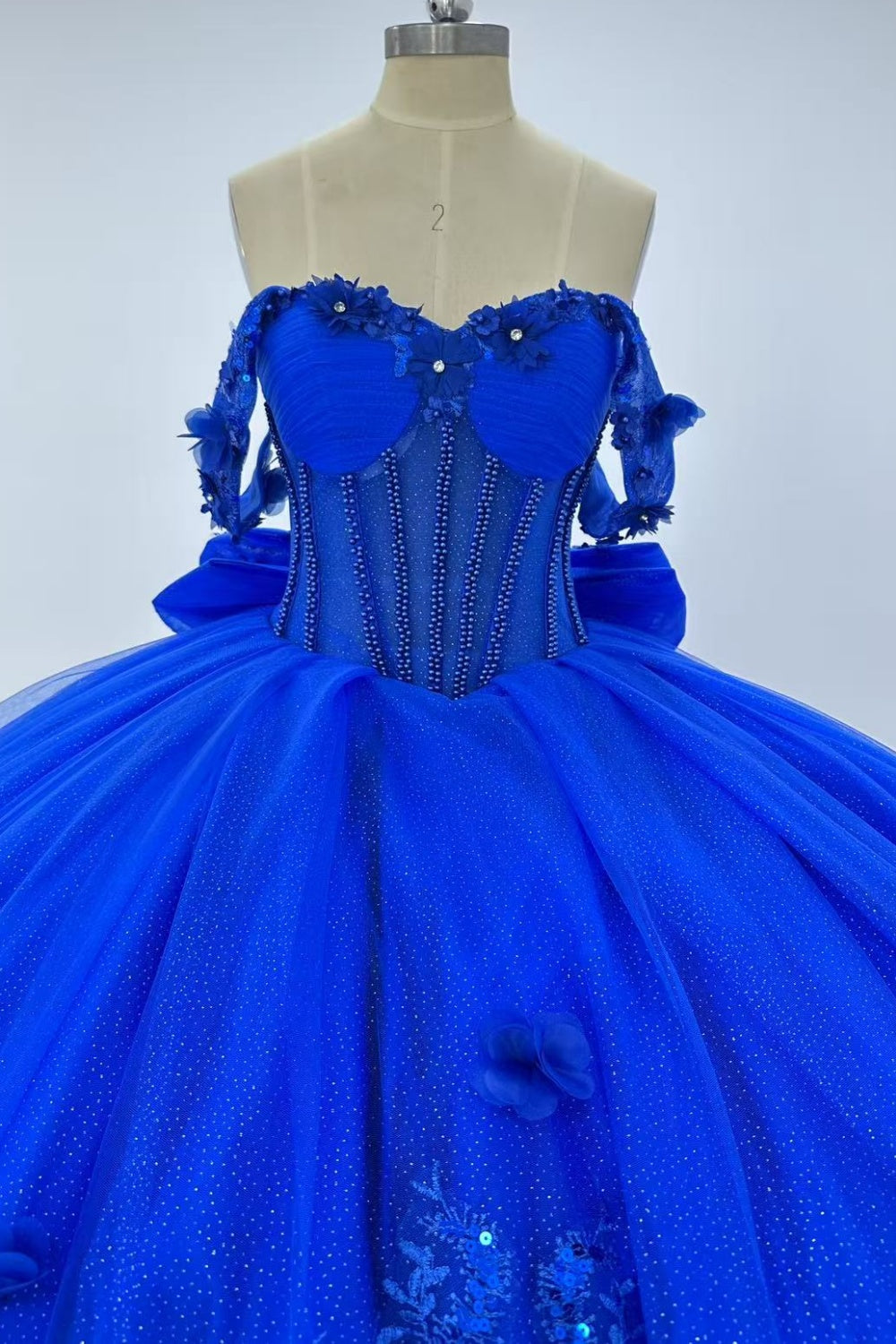 Off Shoulder Sleeveless Beaded 3D Flower Appliques Ruffles Bow Knot Quinceañera Dress Y1011