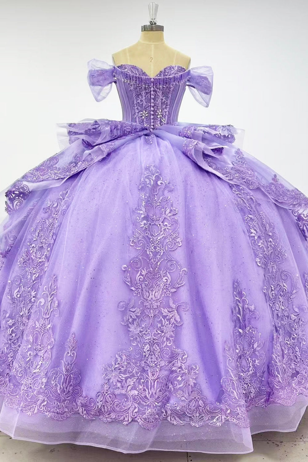 Off Shoulder Sleeveless Two Piece Beaded Sequins Appliques Ruffles Lilac Quinceañera Dress Y1017