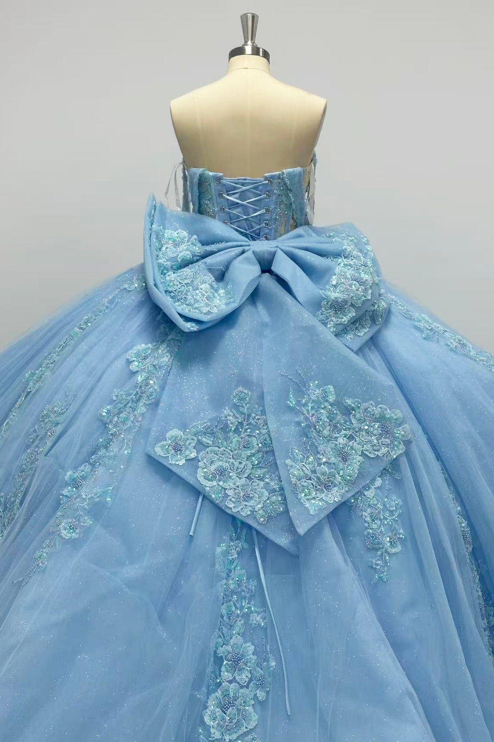Off Shoulder Sleeveless Beaded Appliques Bow Knot Ruffles Tiered Quinceañera Dress Y1021