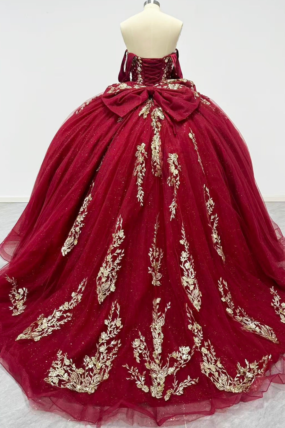Off Shoulder Sleeveless Sequins Appliques Bow Knot Burgundy Quinceañera Dress Y1022