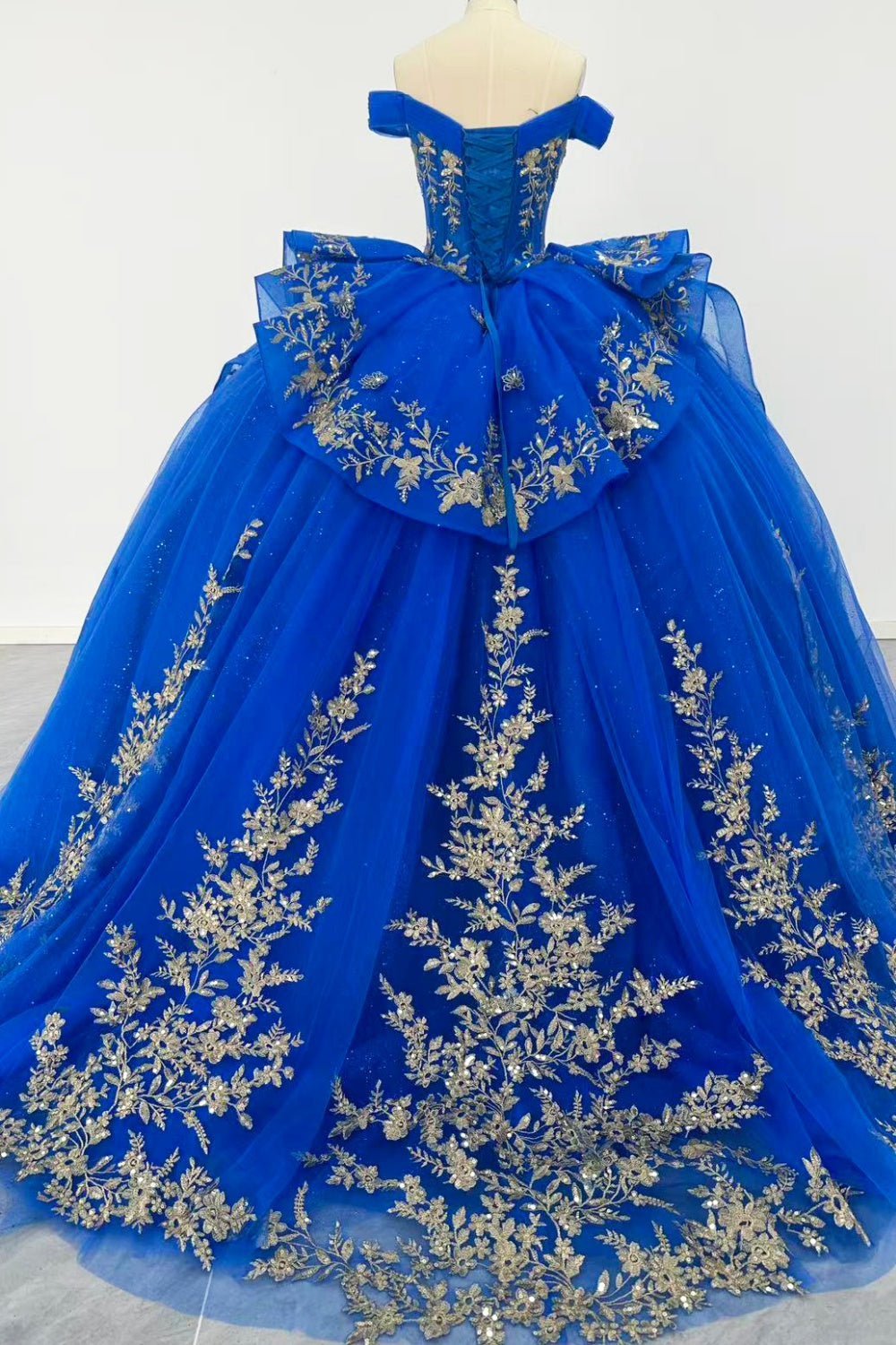 Off Shoulder Sleeveless Gold Appliques Ruffles Royal Blue Quinceañera Dress Y1024