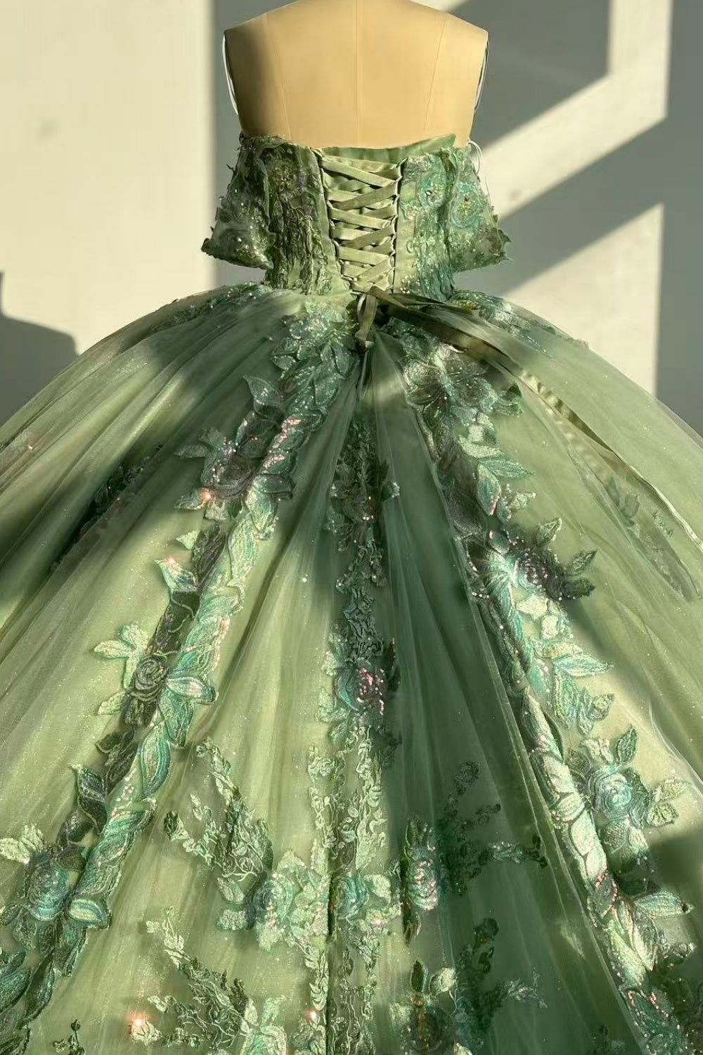 Off Shoulder Sleeveless Sequins Appliques Sage Green Quinceañera Dress Y1026