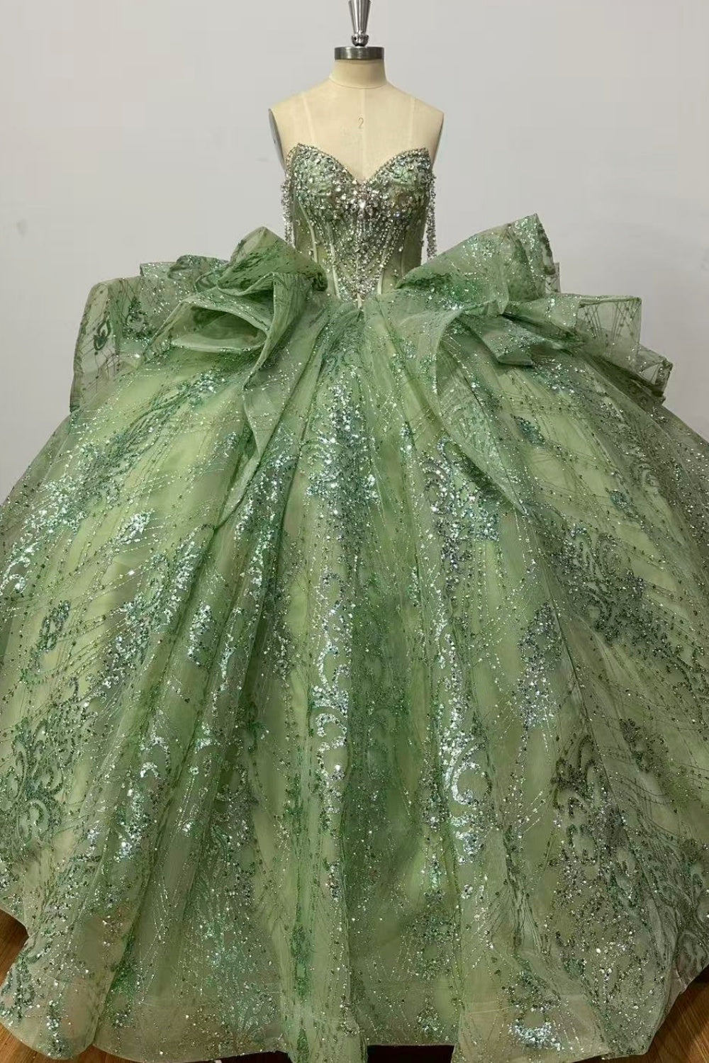 Off Shoulder Sleeveless Beaded Crystal Sage Green Glitter Quinceañera Dress Y1029