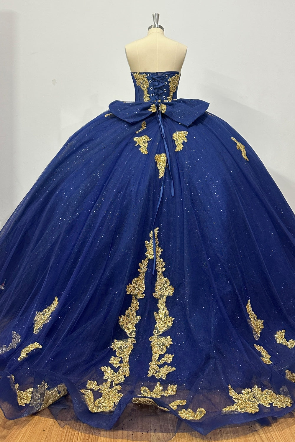 Strapless Sleeveless Beaded Gold Appliques Bow Knot Navy Blue 15 Quinceañera Dress Y1035
