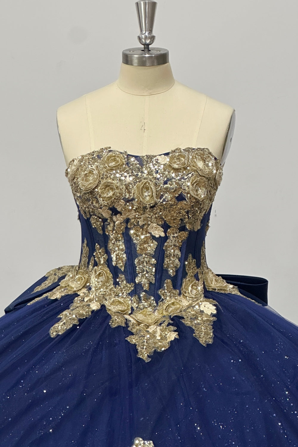 Strapless Sleeveless Beaded 3D Flower Apliques Bow Knot Dark Blue Quinceañera Dress Y1037