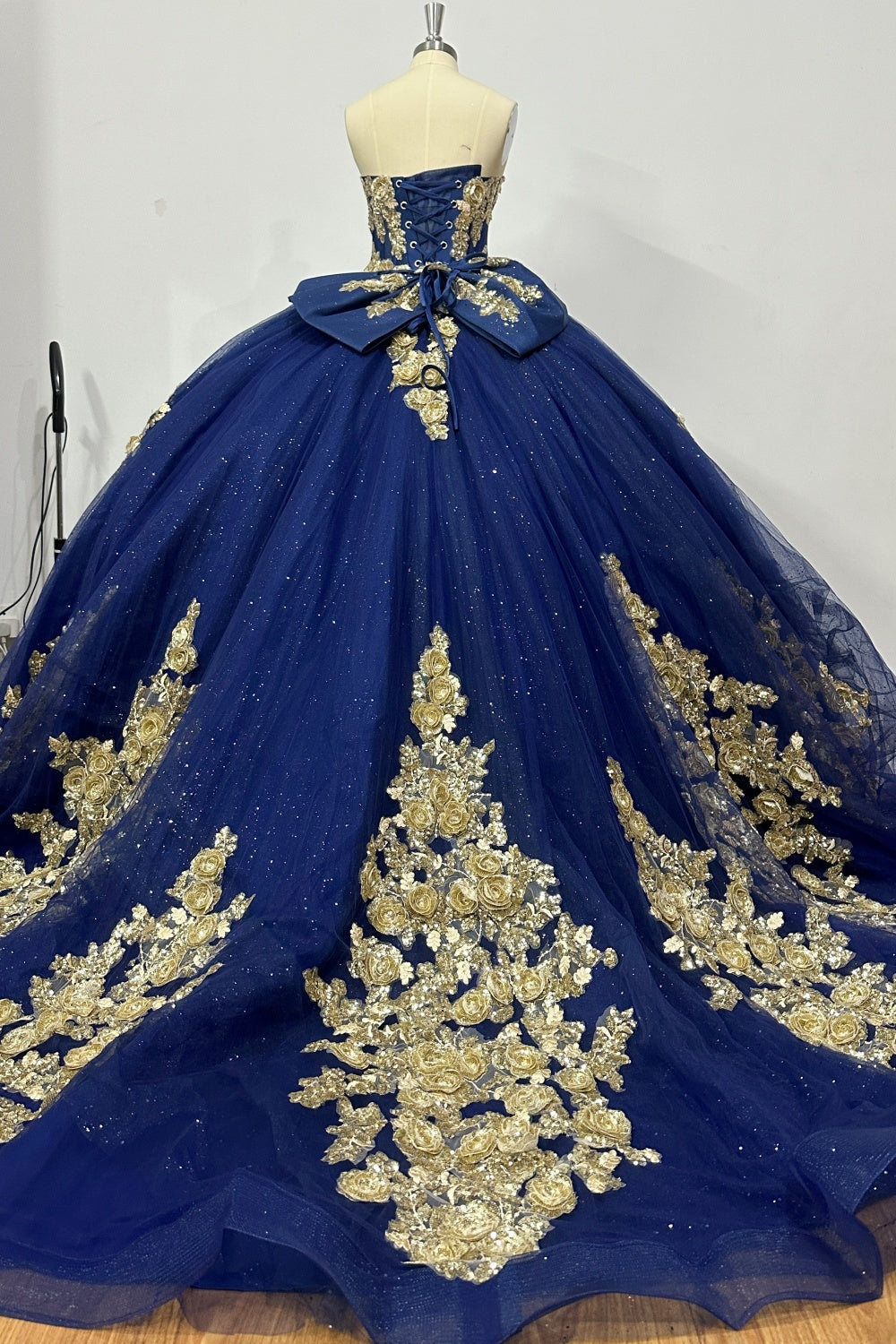 Strapless Sleeveless Beaded 3D Flower Apliques Bow Knot Dark Blue Quinceañera Dress Y1037