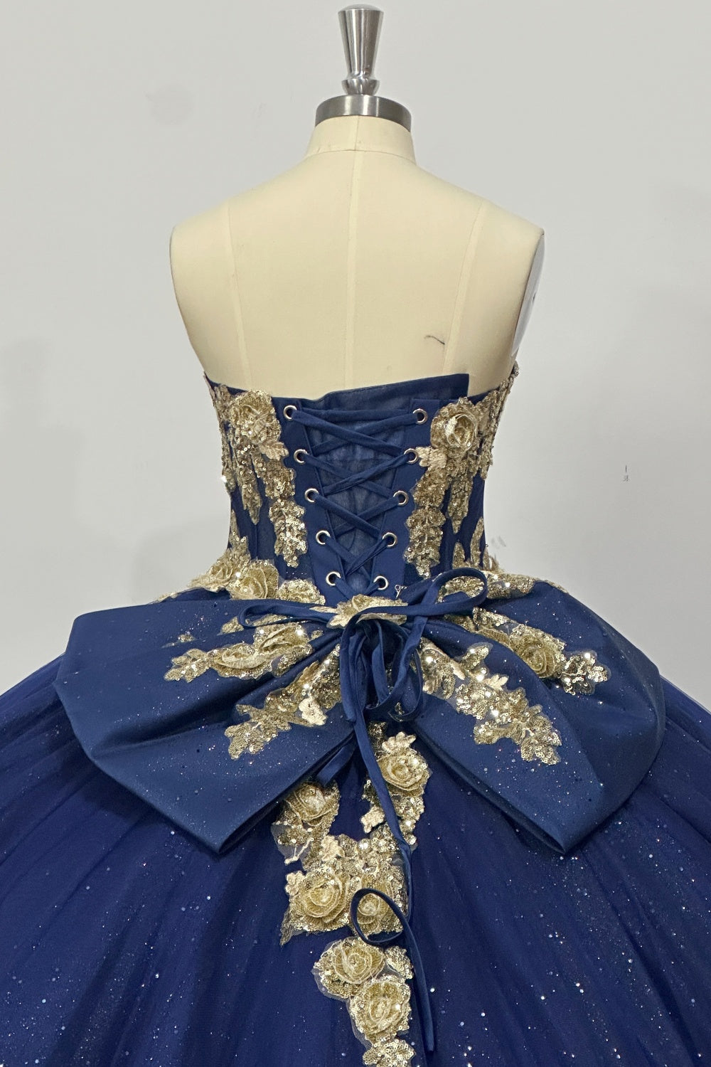 Strapless Sleeveless Beaded 3D Flower Apliques Bow Knot Dark Blue Quinceañera Dress Y1037