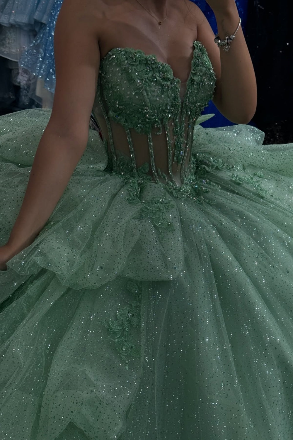 Sweetheart Sleeveless Beaded Appliques Ruched Bow Knot Mint Green Quinceanera Dress YQ1001