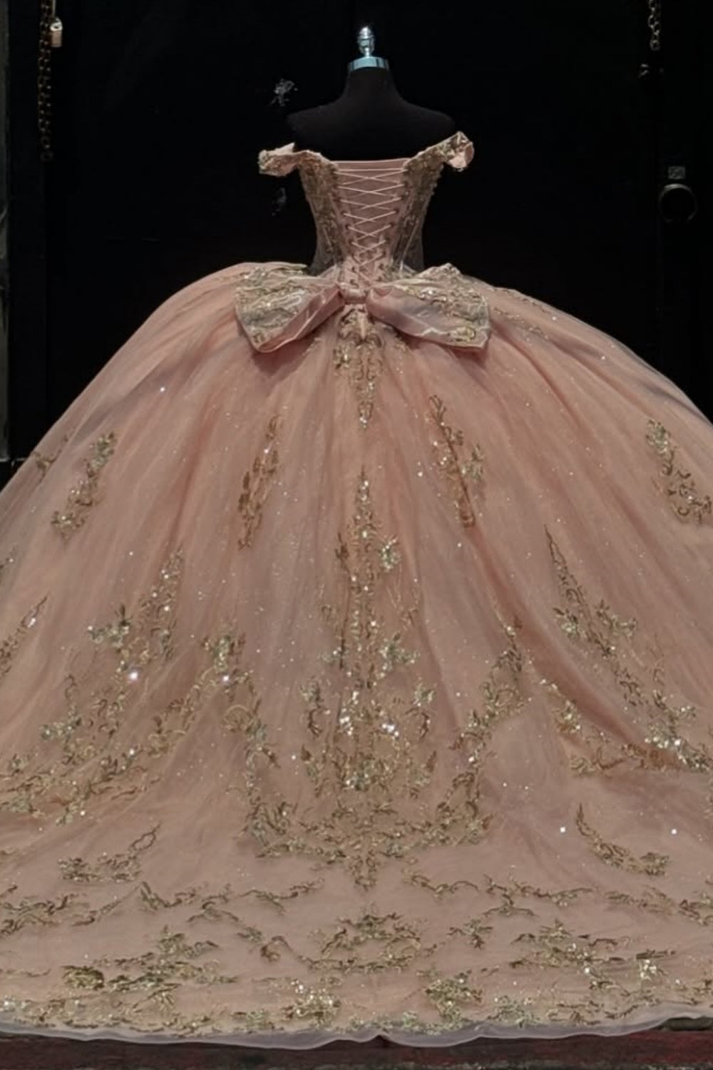 Off Shoulder Sleeveless Beaded Gold Appliques Bow Knot Pink Quinceañera Dress YQ1010