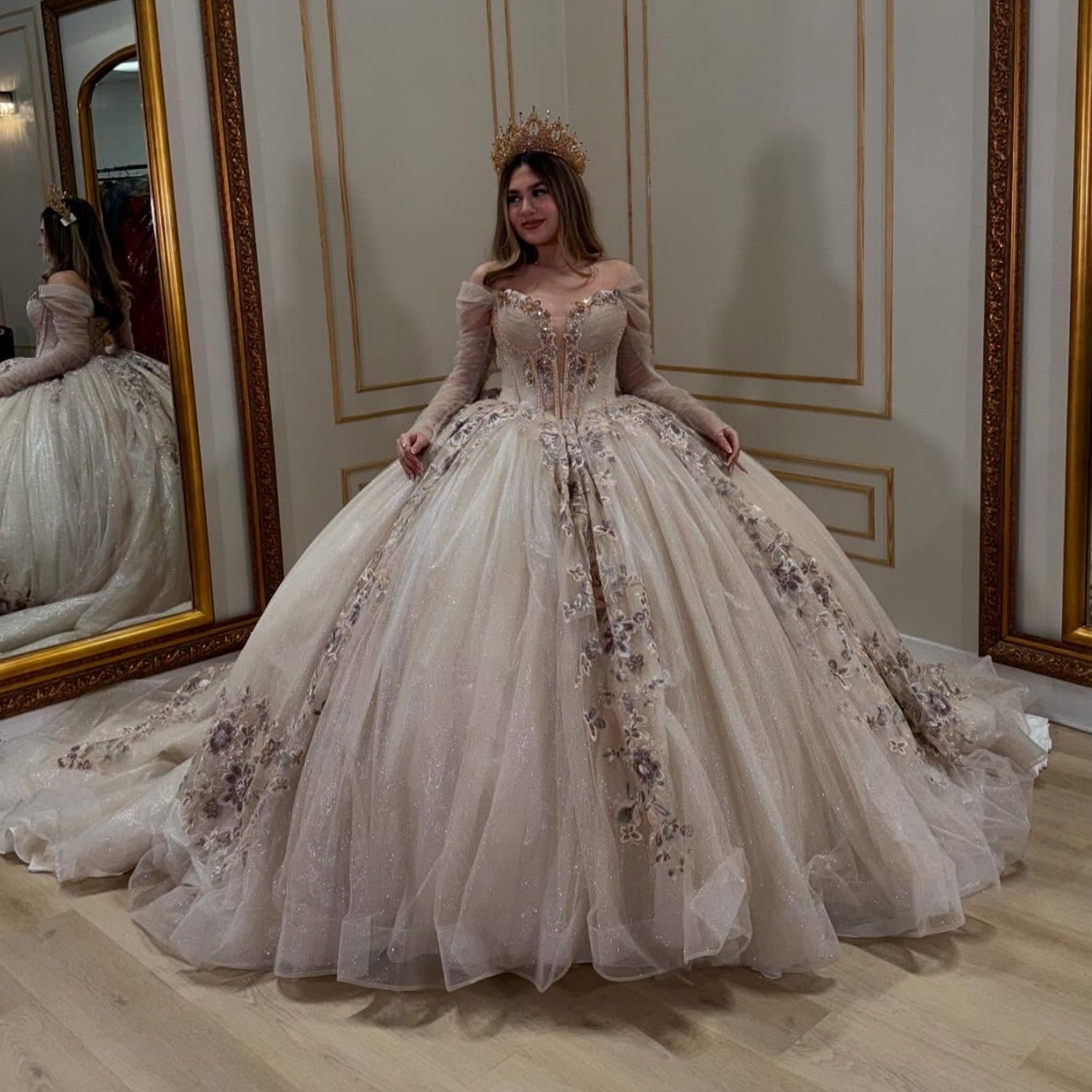 Off Shoulder Detachable Sleeves Beaded Sequins Appliques Champagne Quinceañera Dress YQ1027