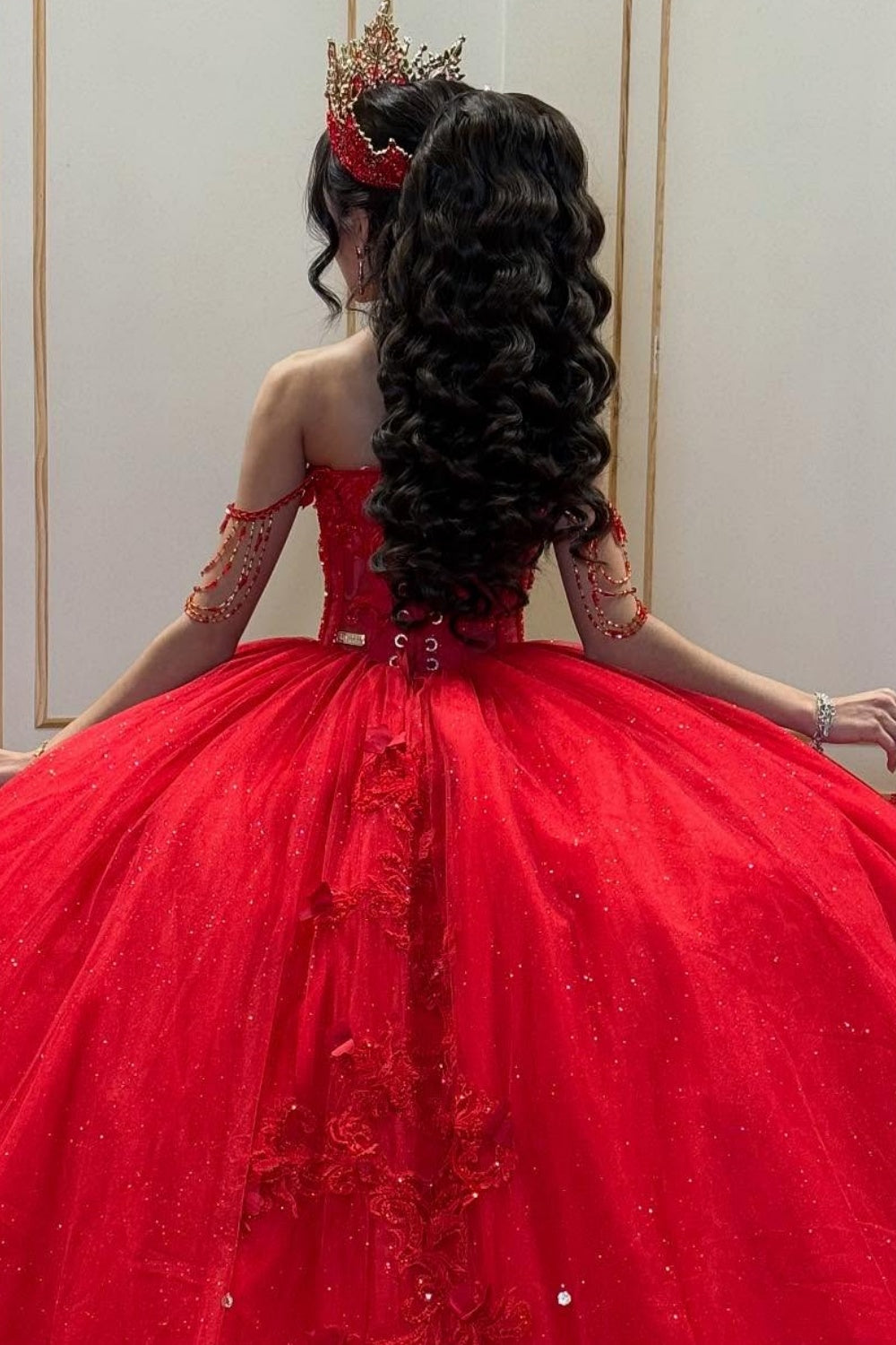 Vestido de quinceañera rojo con apliques y abalorios sin hombros YQ1032