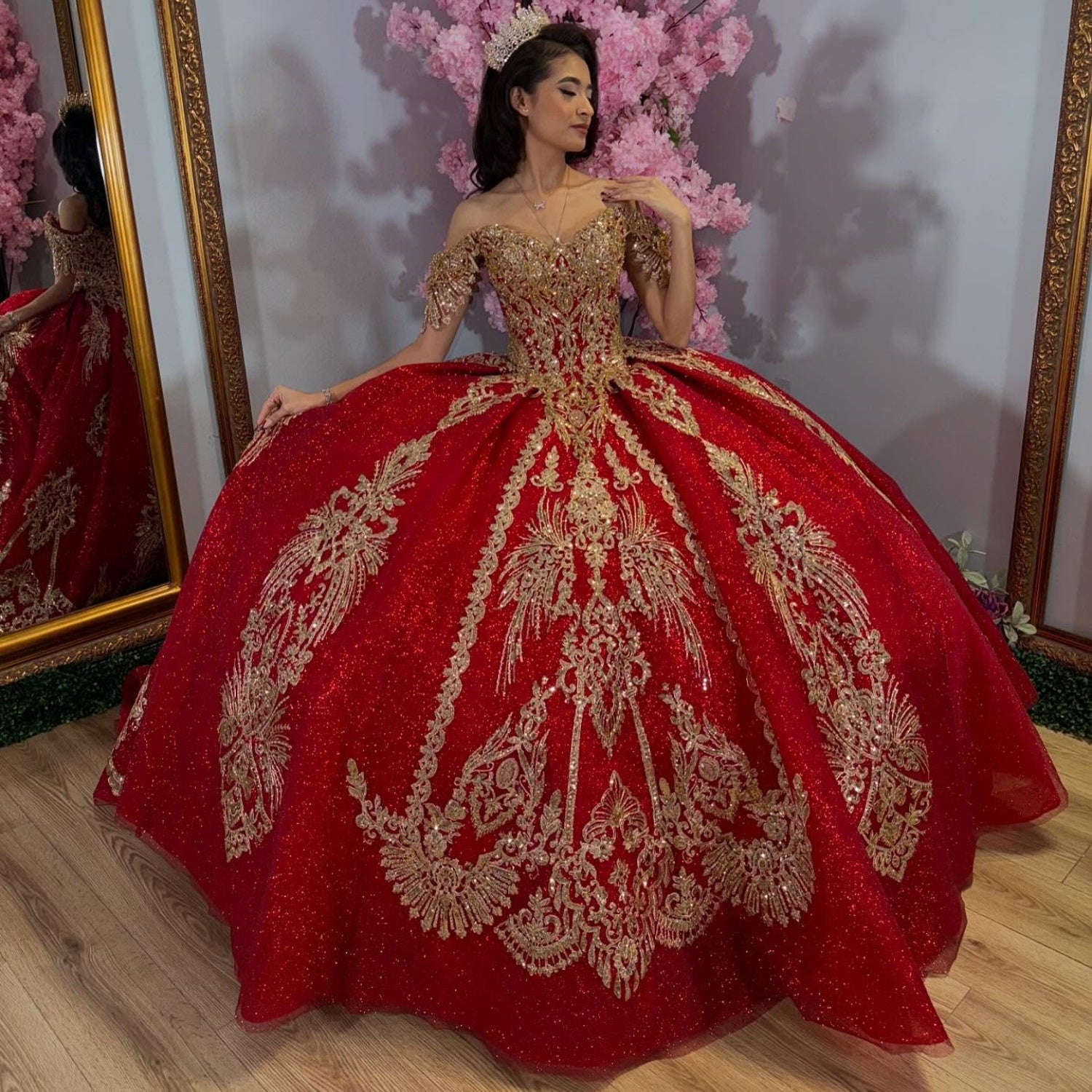 Vestido de quinceañera YQ1034 color burdeos con brillos, sin hombros, sin mangas, con lentejuelas y apliques