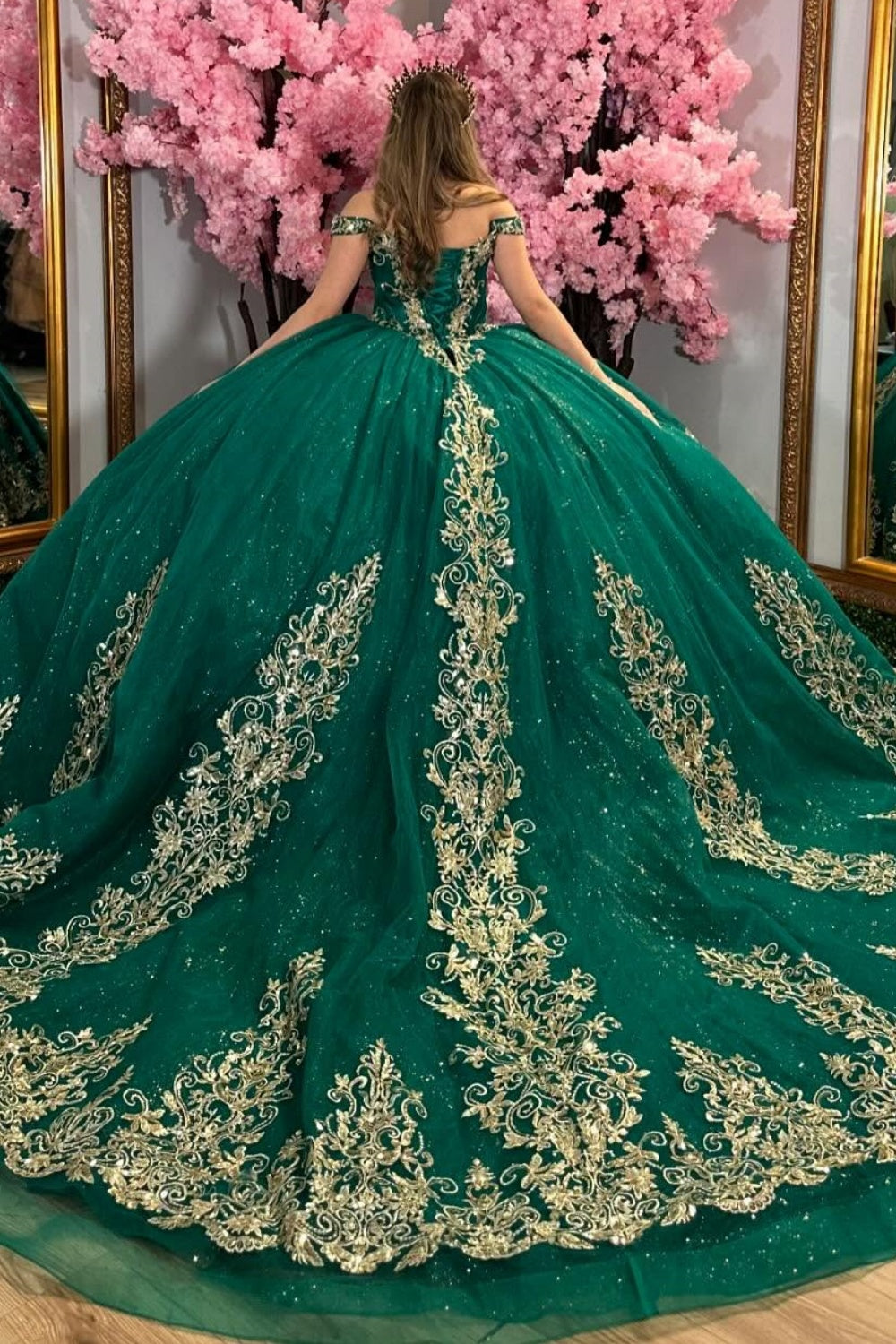 Vestido de Quinceañera YQ1037 de dos piezas con hombros descubiertos, sin mangas, con cuentas y lentejuelas