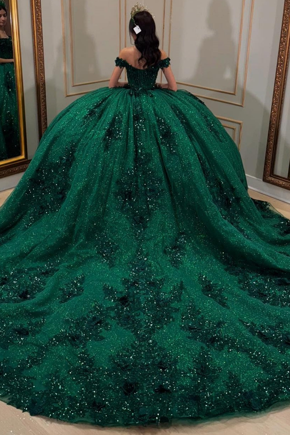 Off Shoulder Sleeveless Beaded Sequins Appliques Glitter Quinceañera Dress YQ1038