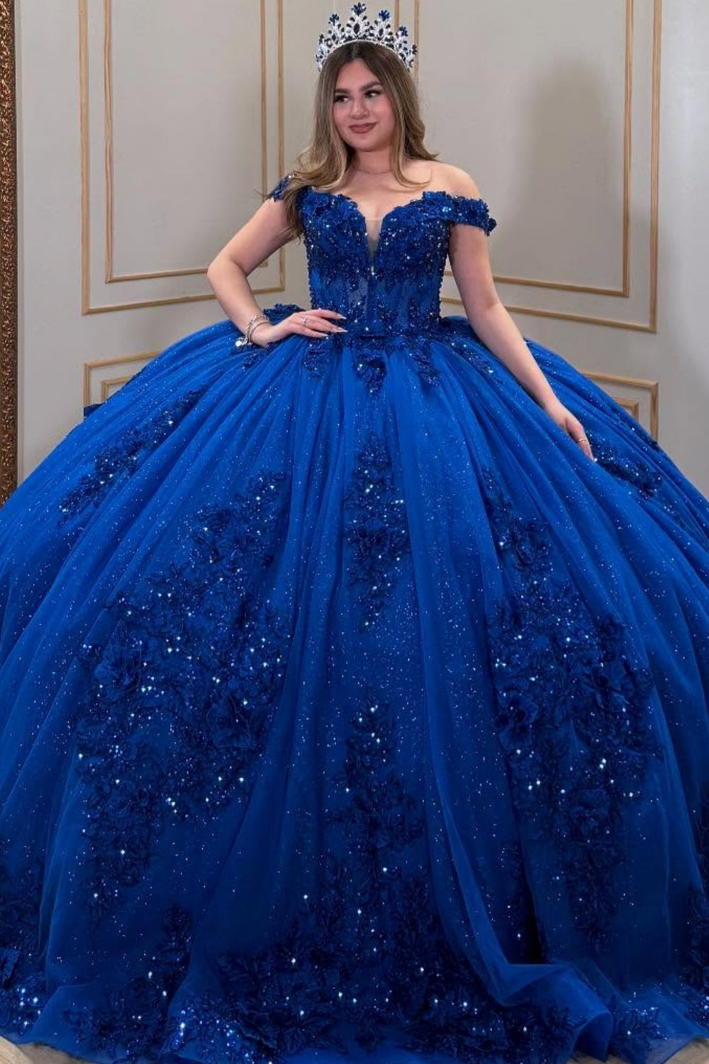 Vestido de Quinceañera YQ1038 con hombros descubiertos, sin mangas, con cuentas, lentejuelas, apliques y brillo