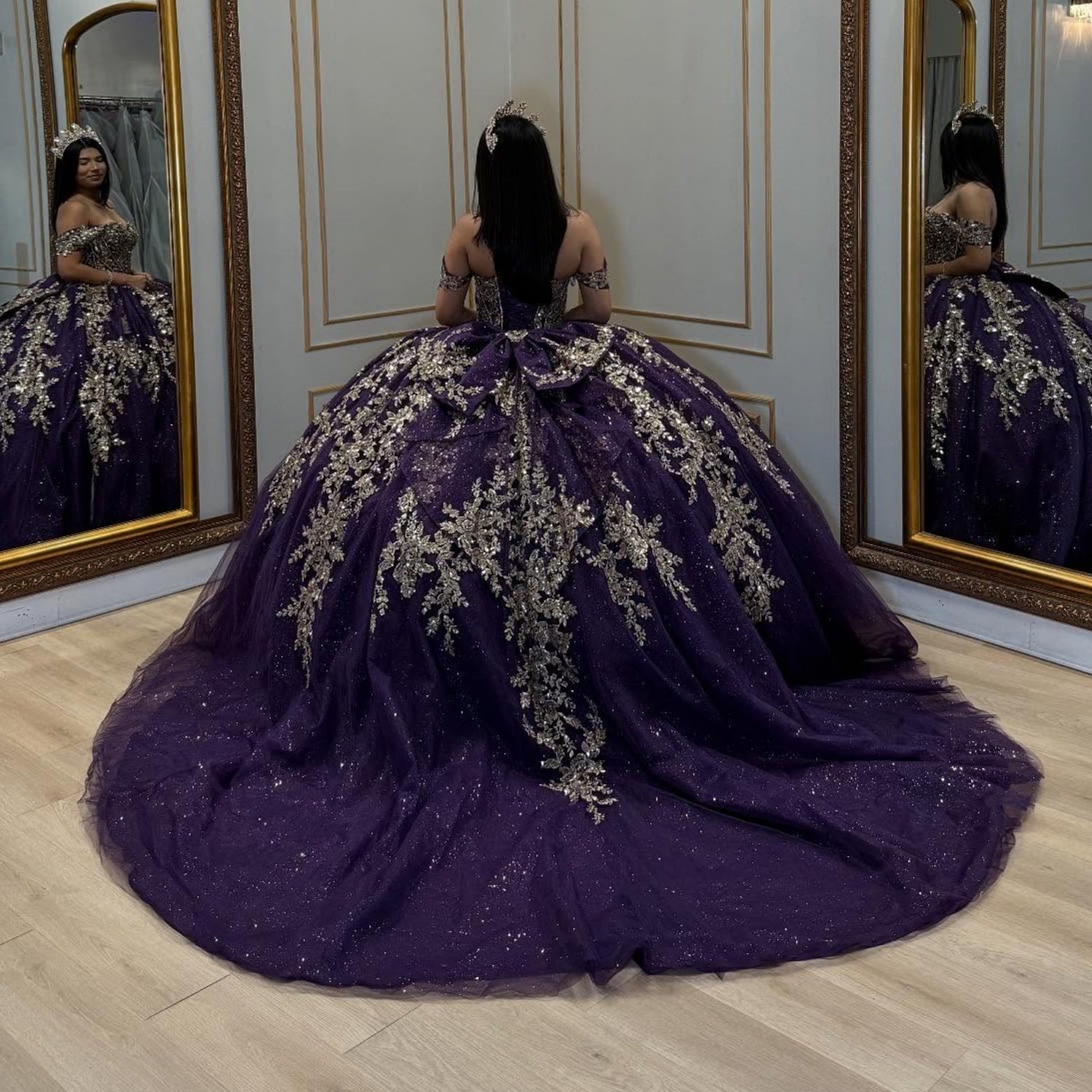 Off Shoulder Sleeveless Gold Seuqins Appliques Bow Knot Purple Quinceañera Dress YQ1050