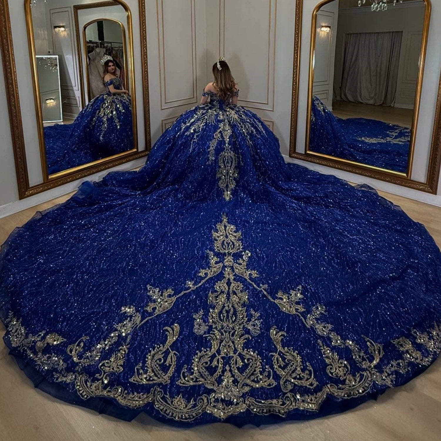 Off Shoulder Sleeveless Beaded Sequins Appliques Royal Blue Glitter Quinceañera Dress YQ1056
