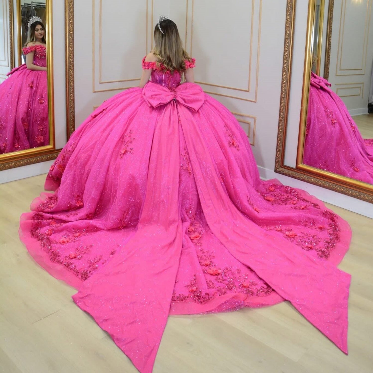 Off Shoulder Sleeveless Beaded 3D Flower Appliques Bow Knot Quinceañera Dress YQ1069