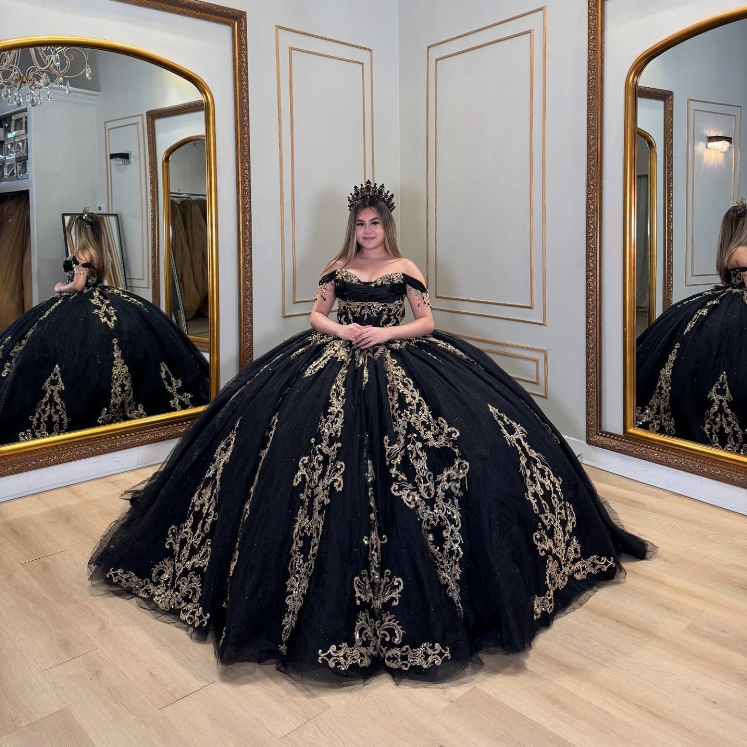 Vestido de Quinceañera Azul Marino con Lentejuelas, Apliques de Cuentas, Brillos y Escote Bardot YQ1055