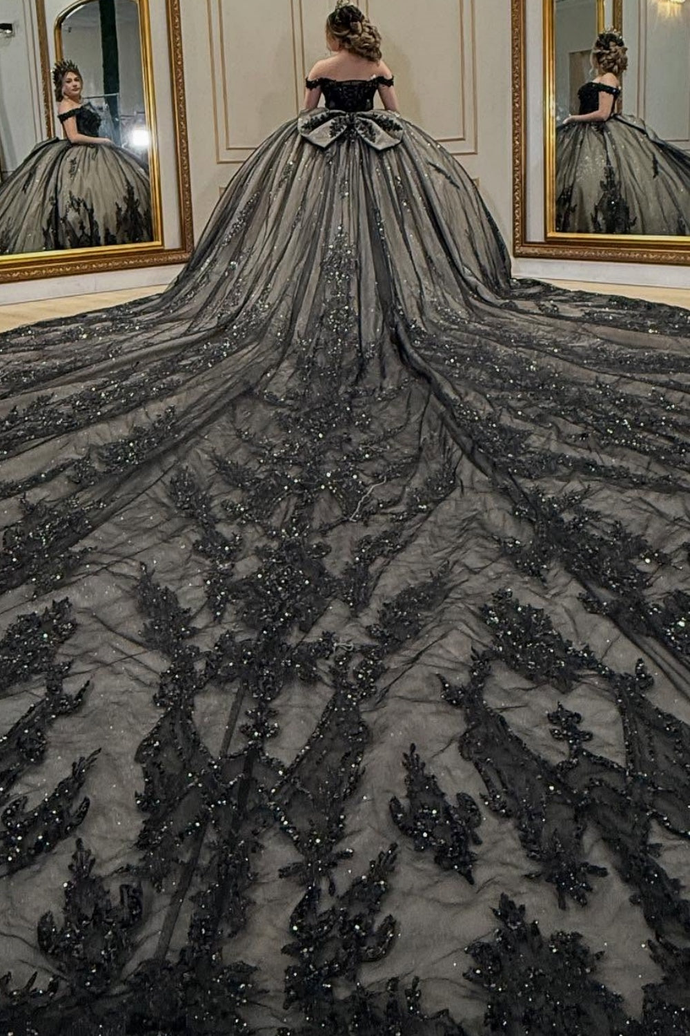 Vestido de Quinceañera Azul Marino con Lentejuelas, Apliques de Cuentas, Brillos y Escote Bardot YQ1055