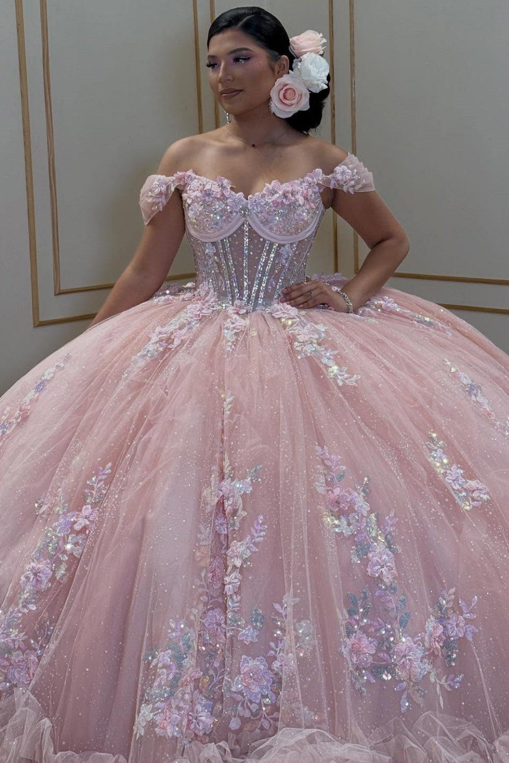 Vestido de Quinceañera Azul Marino con Lentejuelas, Apliques de Cuentas, Brillos y Escote Bardot YQ1055