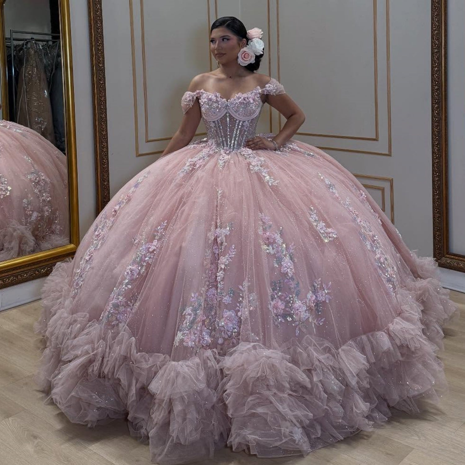 Vestido de Quinceañera Azul Marino con Lentejuelas, Apliques de Cuentas, Brillos y Escote Bardot YQ1055