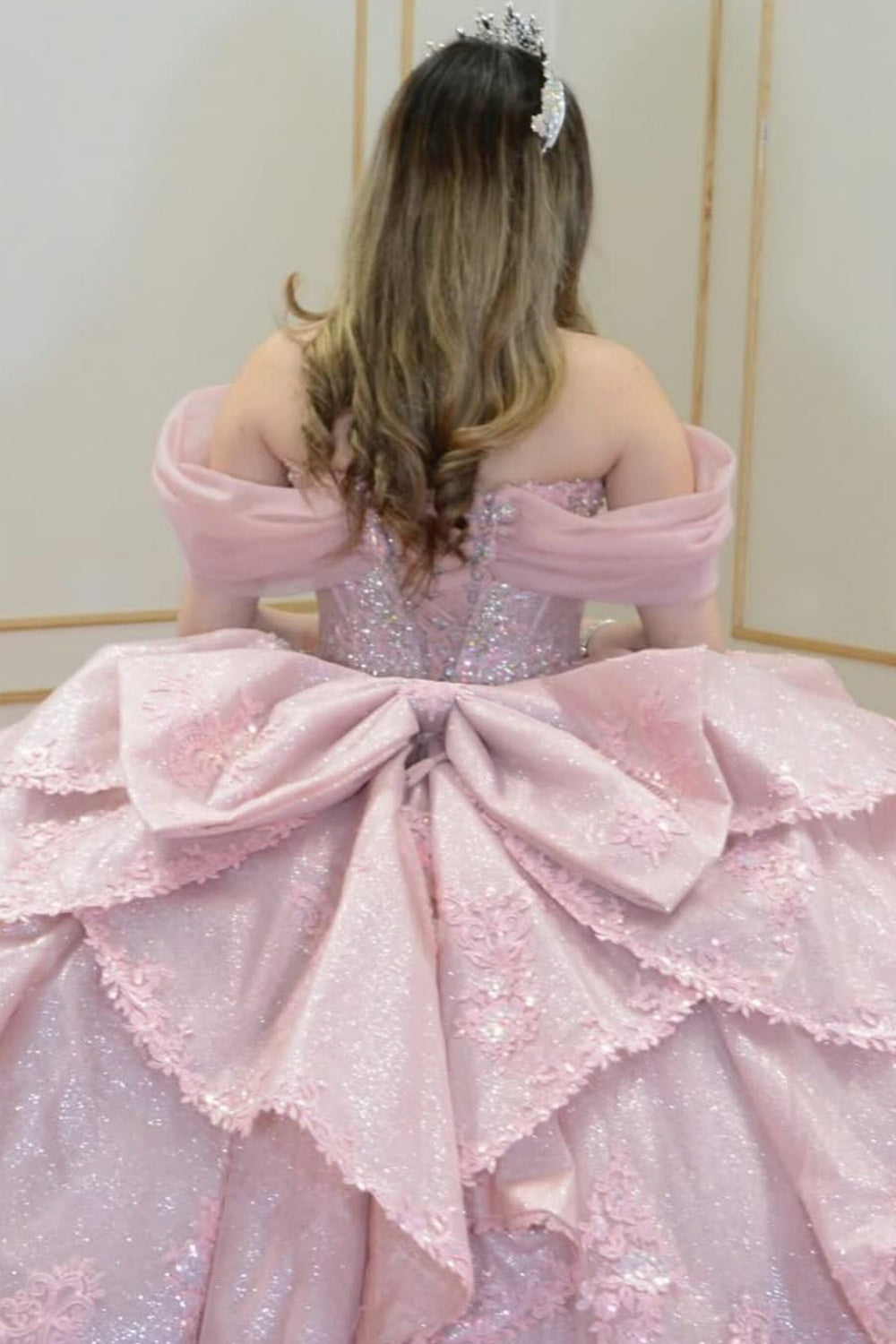 Off Shoulder Sleeveless Beaded Appliques Bow Knot Pink Quinceañera Dress YQ1086