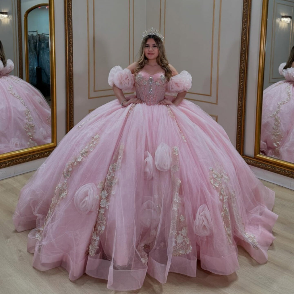 Vestido de Quinceañera Azul Marino con Lentejuelas, Apliques de Cuentas, Brillos y Escote Bardot YQ1055