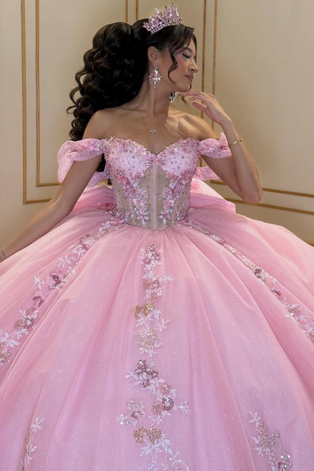Off Shoulder Sleeveless Beaded Appliques Bow Knot Pink Quinceañera Dress YQ1091