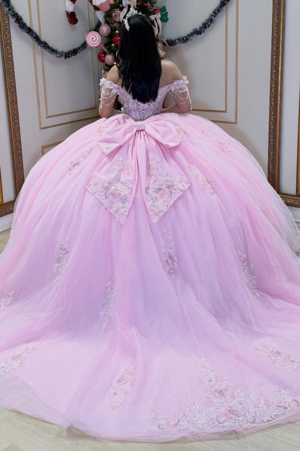 Off Shoulder Sleeveless Beaded Appliques Bow Knot Pink Quinceañera Dress YQ1092