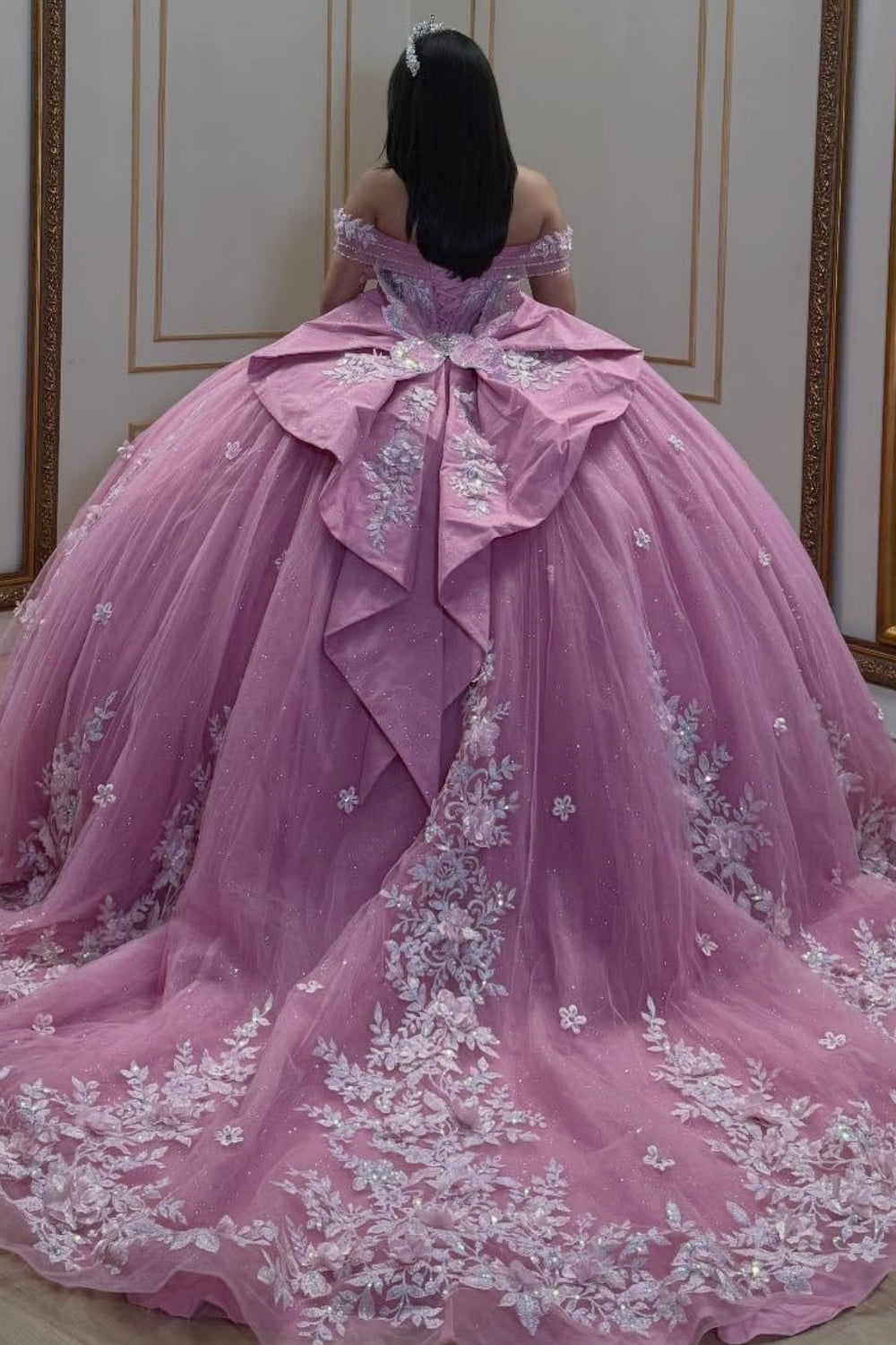 Off Shoulder Sleeveless Sequins Appliques Bow Knot Pink Quinceañera Dress YQ1093