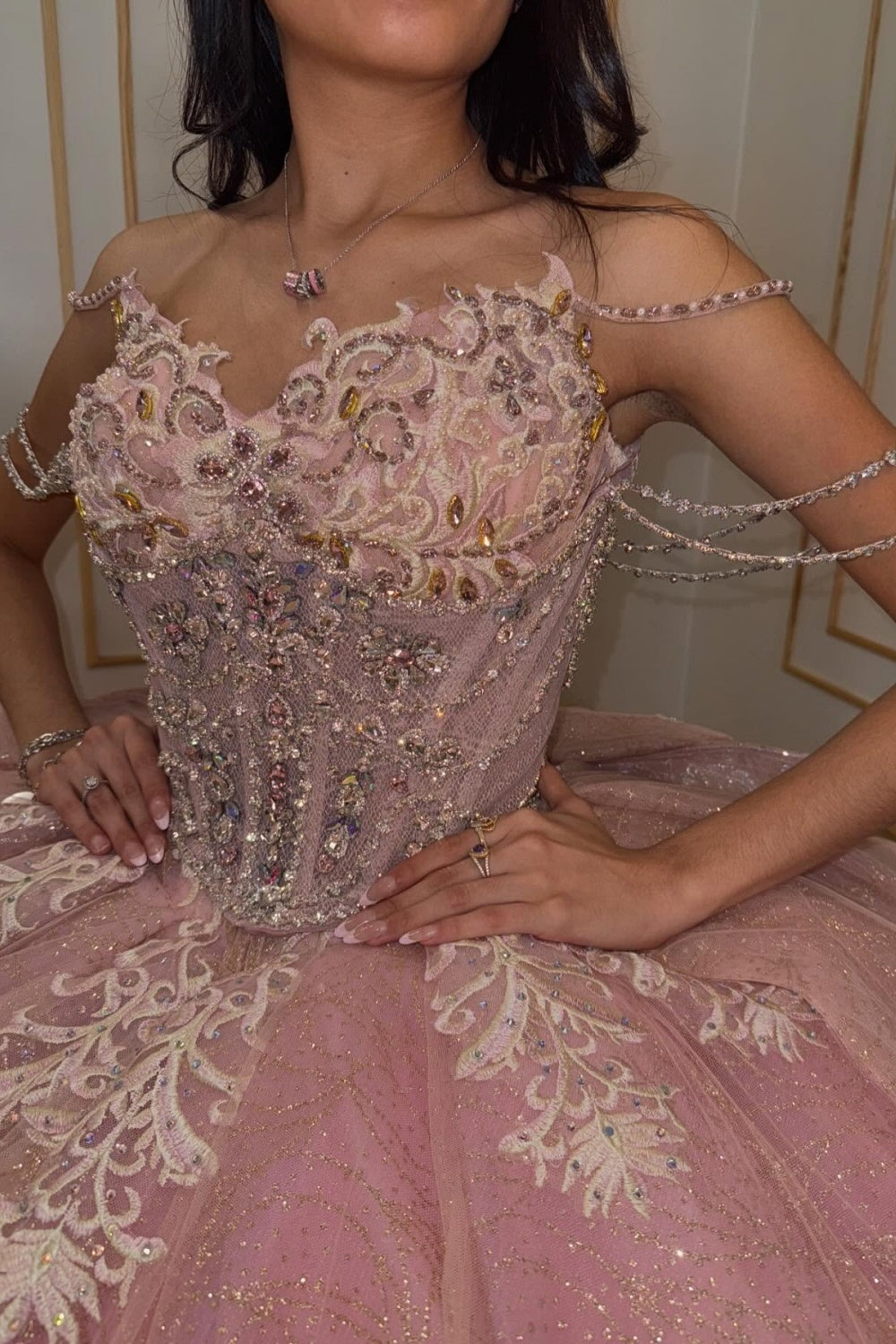 Off Shoulder Detachable Sleeves Beaded Appliques Bow Knot Pink Quinceañera Dress YQ1094