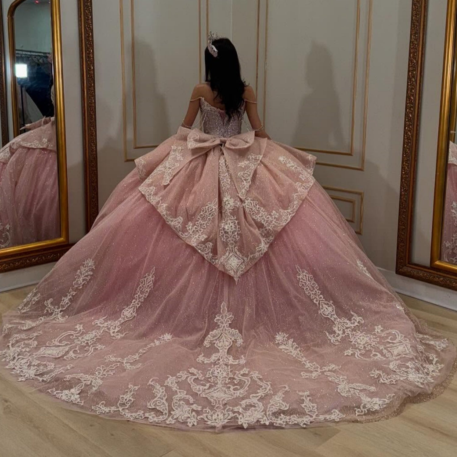 Off Shoulder Detachable Sleeves Beaded Appliques Bow Knot Pink Quinceañera Dress YQ1094