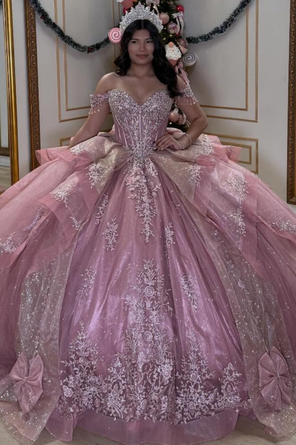 Vestido de Quinceañera Azul Marino con Lentejuelas, Apliques de Cuentas, Brillos y Escote Bardot YQ1055