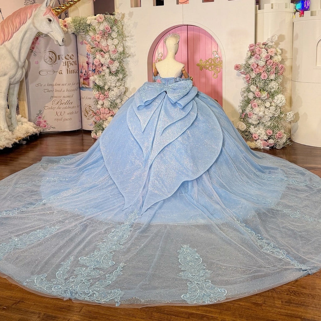 Vestido de Quinceañera Azul Marino con Lentejuelas, Apliques de Cuentas, Brillos y Escote Bardot YQ1055
