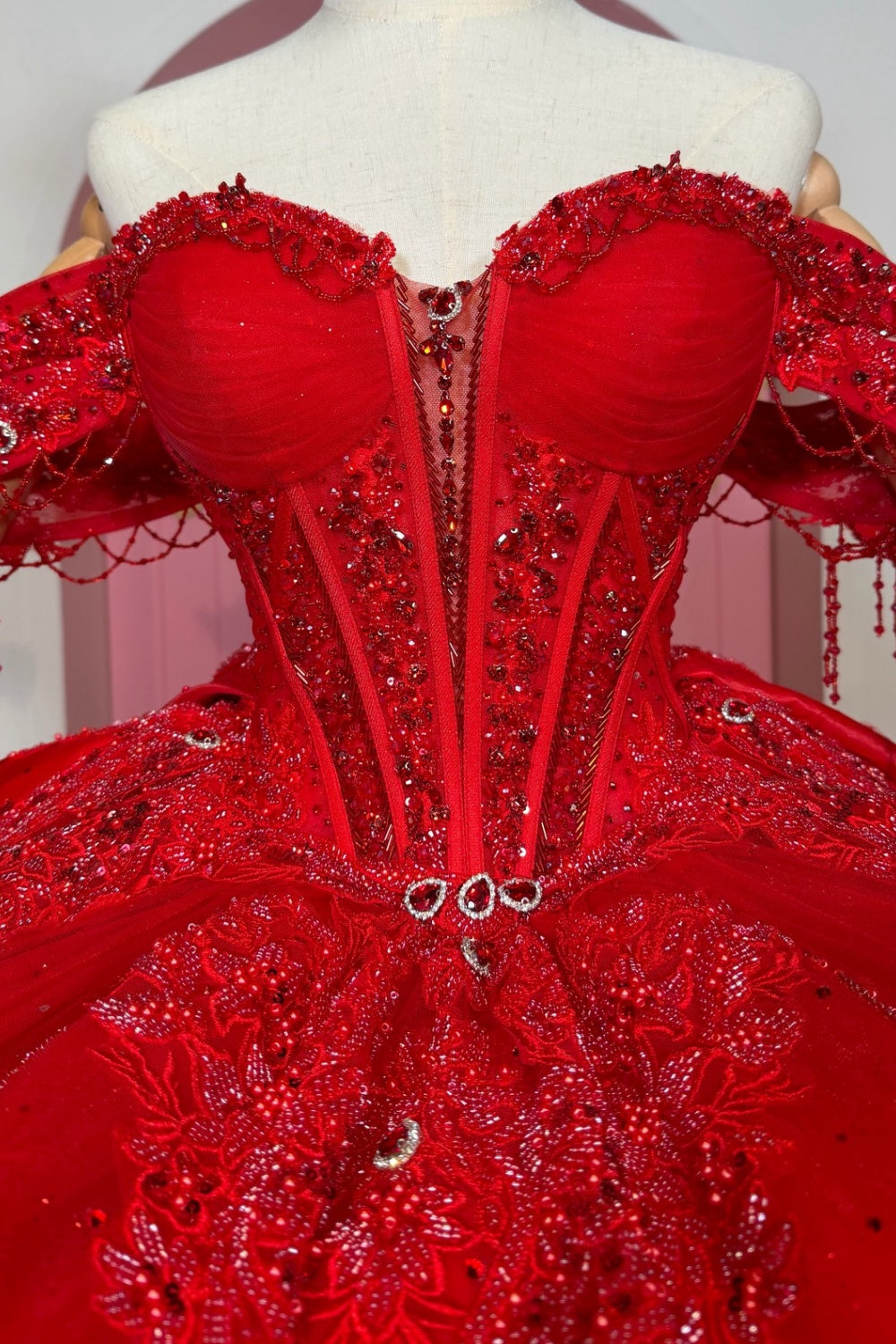 Off Shoulder Sleeveless Beaded Sequins Appliques Bow Knot Ruffles Red Quinceañera Dress YQ1103