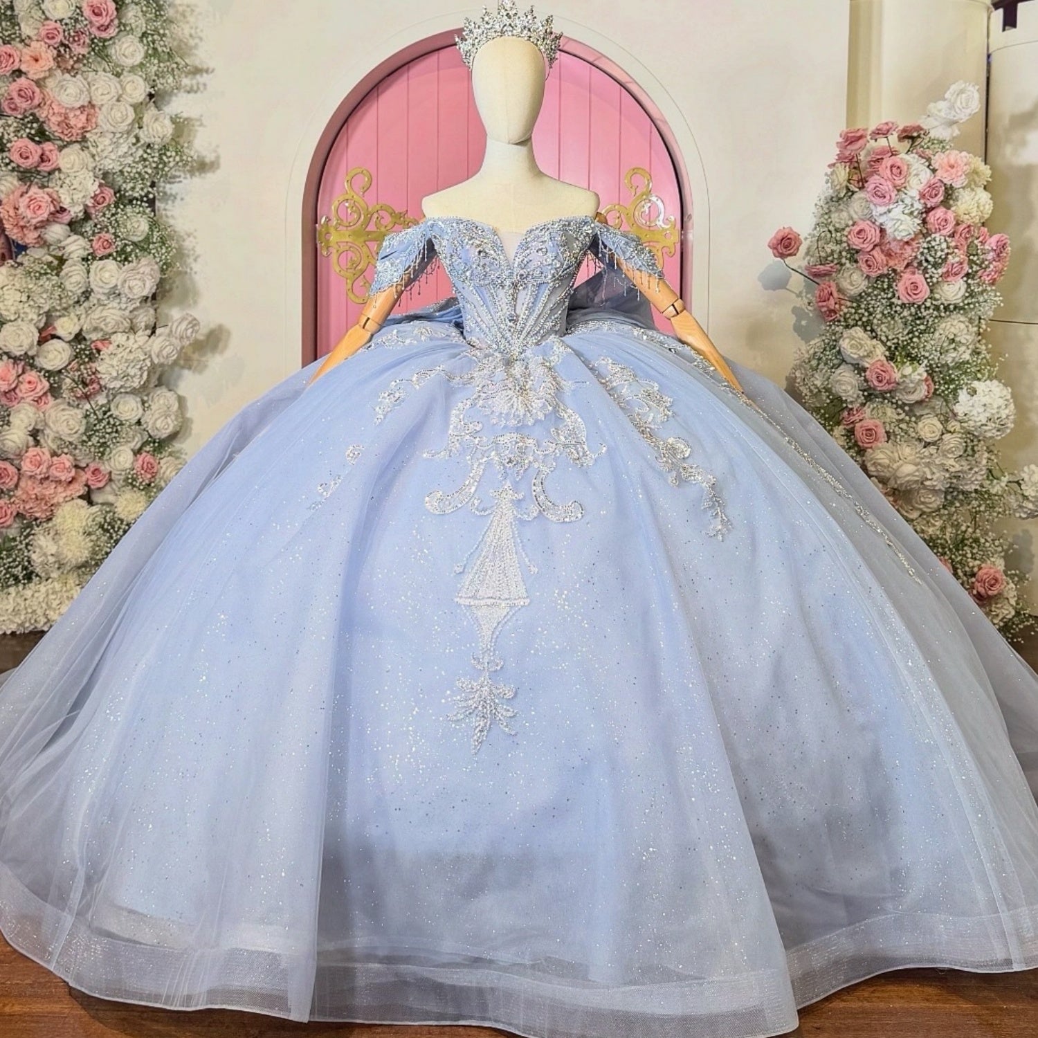 Off Shoulder Sleeveless Beaded Sequins Appliques Blue Quinceañera Dress YQ1104