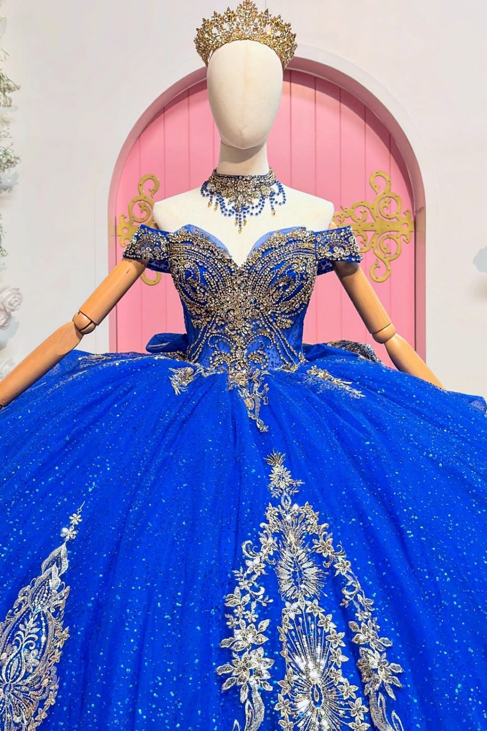 Off Shoulder Sleeveless Beaded Appliques Ruffles Royal Blue Quinceañera Dress YQ1105