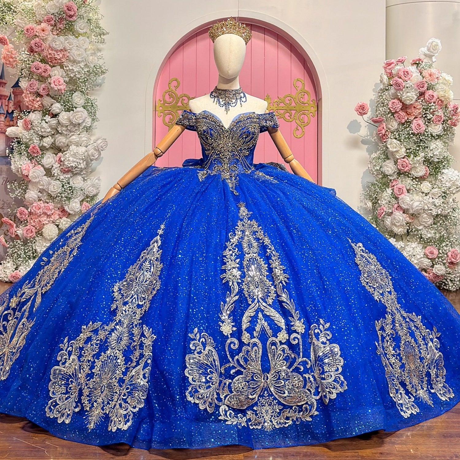 Off Shoulder Sleeveless Beaded Appliques Ruffles Royal Blue Quinceañera Dress YQ1105