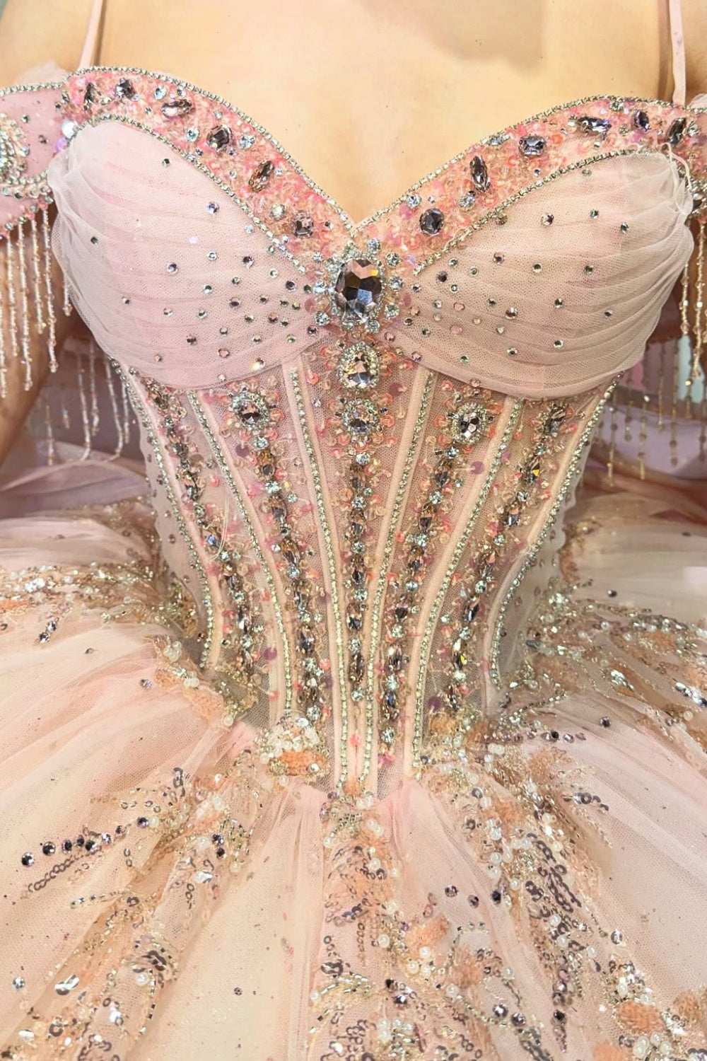Off Shoulder Sleeveless Spaghetti Straps Beaded Sequins 3D Flower Appliques Bow Knot Pink Quinceañera Dress YQ1106
