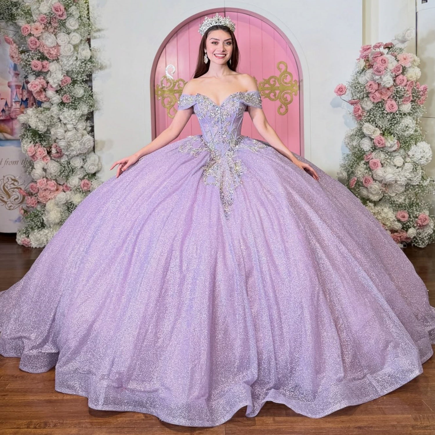 Vestido de Quinceañera Azul Marino con Lentejuelas, Apliques de Cuentas, Brillos y Escote Bardot YQ1055