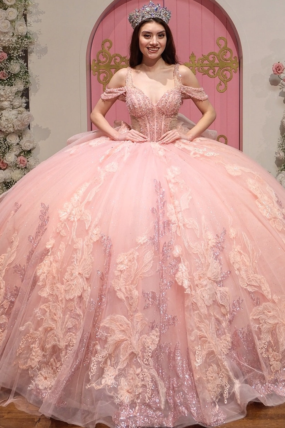 Off Shoulder Sleeveless Spaghetti Straps Beaded Appliques Bow Knot Pink Quinceañera Dress YQ1109