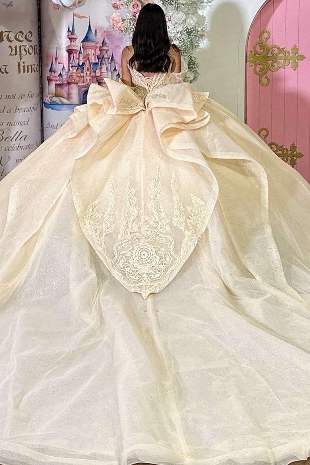 Sweetheart Detachable Sleeves Beaded Appliques Bow Knot Yellow Quinceañera Dress YQ1119