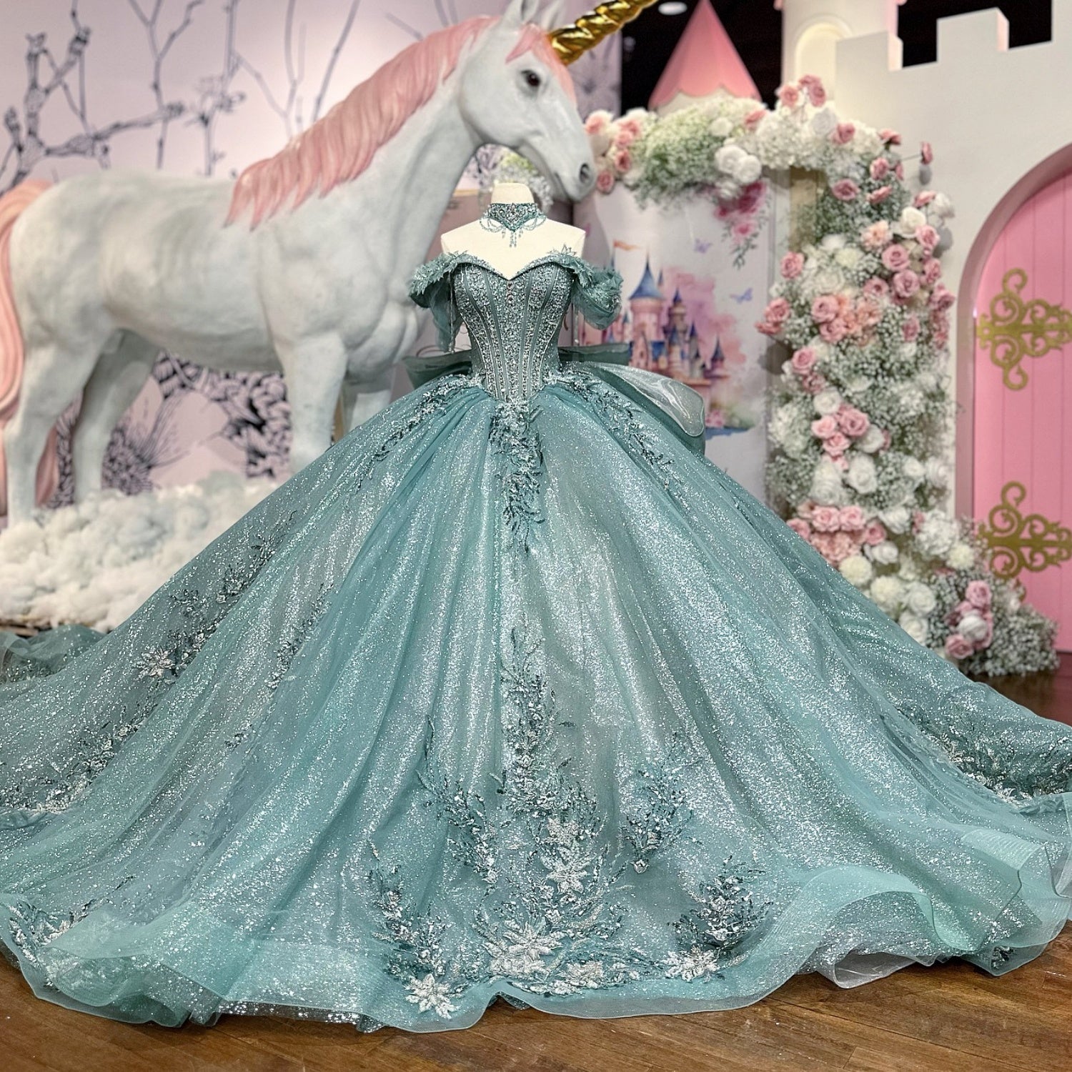 Off Shoulder Sleeveless Beaded 3D Flower Appliques Bow Knot Blue Glitter Quinceañera Dress YQ1122
