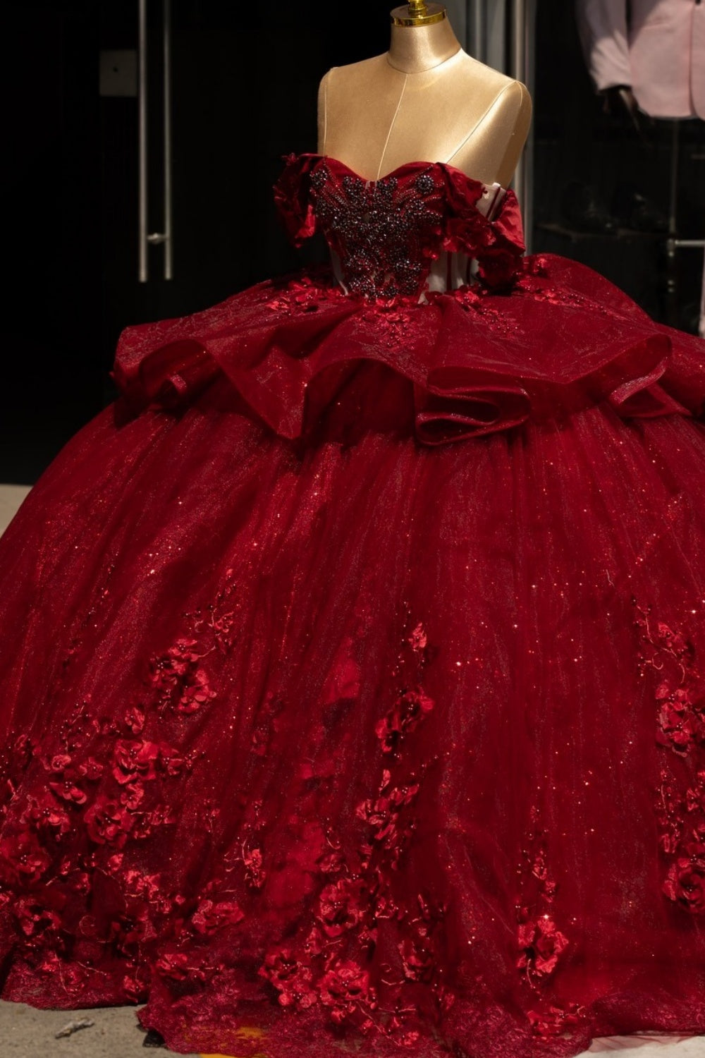 Off Shoulder Sleeveless 3D Flower Appliques Beaded Ruffles Burgundy Quinceañera Dress YQ1123