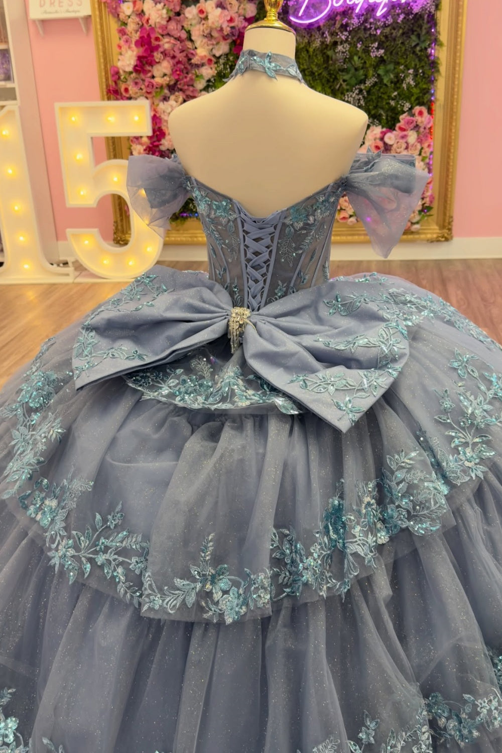 Off Shoulder Sleeveless Beaded Appliques Tiered Bow Knot Blue Quinceañera Dress YQ1127