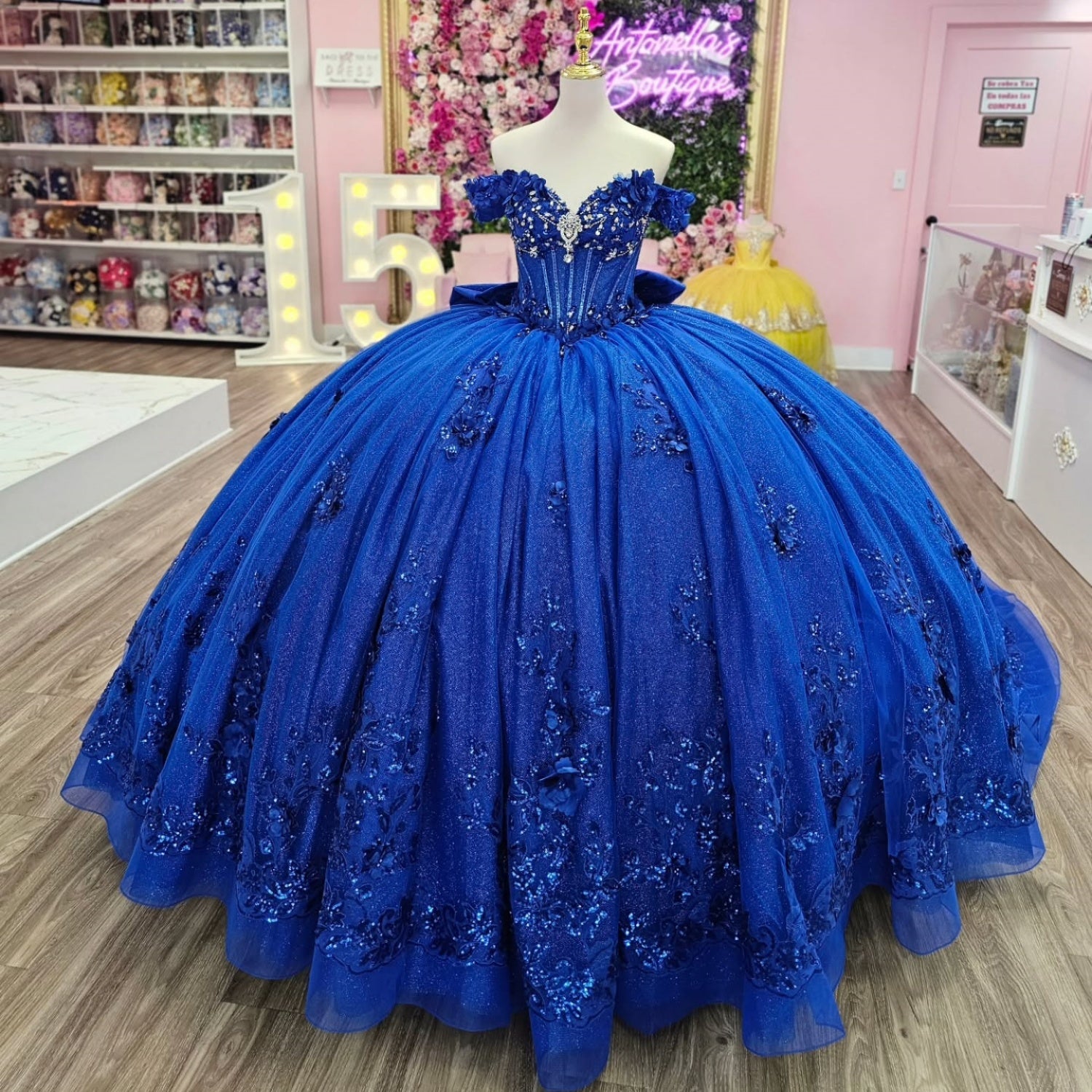 Off Shoulder Sleeveless Beaded Appliques Bow Knot Royal Blue Quinceañera Dress YQ1129